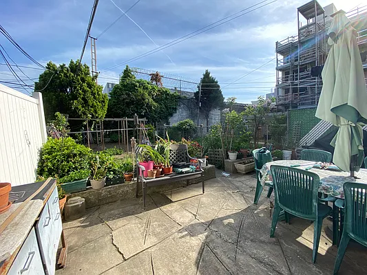 Rented by Compass | media 11