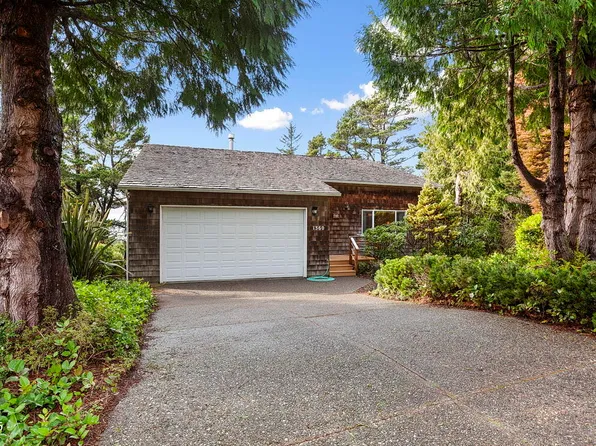 1360 SW Crest Cir, Waldport, OR 97394