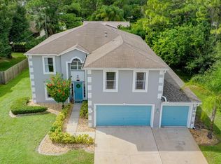 1382 Roundhill Ave NW, Palm Bay, FL 32907