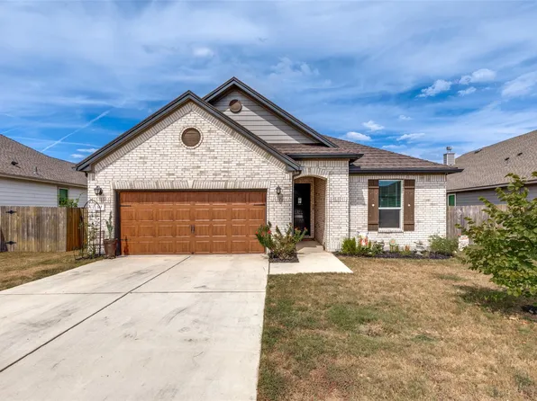 322 Linden St, Bastrop, TX 78602