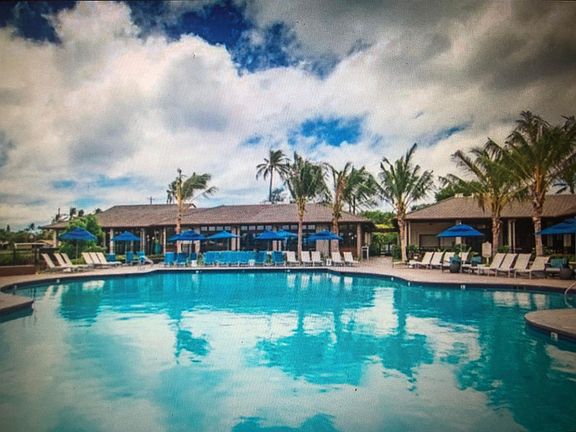 Community Swimming Pool and BBQ area 2 Mins walk from the house, gated access for tenants and guests only.