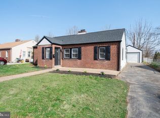 18 McMullen Ave, New Castle, DE 19720