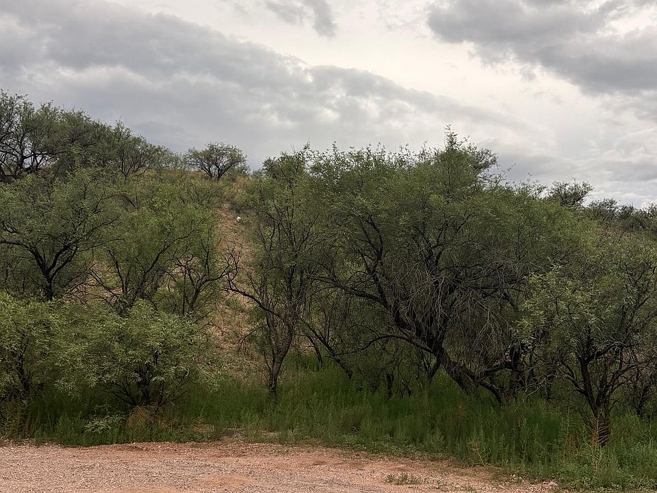 1st image of 377 Quieto Ct