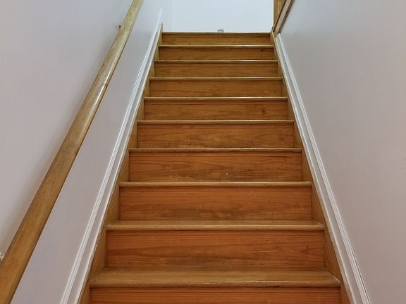 3rd image of 499 Park Ave