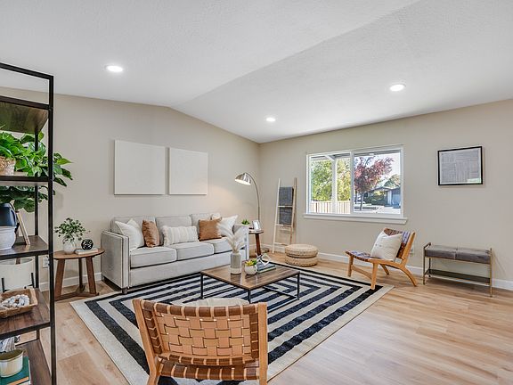 4th image of 2937 Leigh Ave