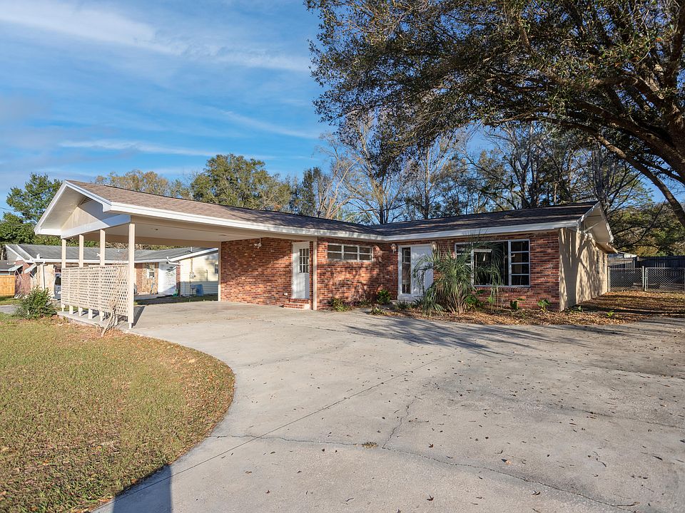 1st image of 19595 SW Rainbow Lakes Blvd