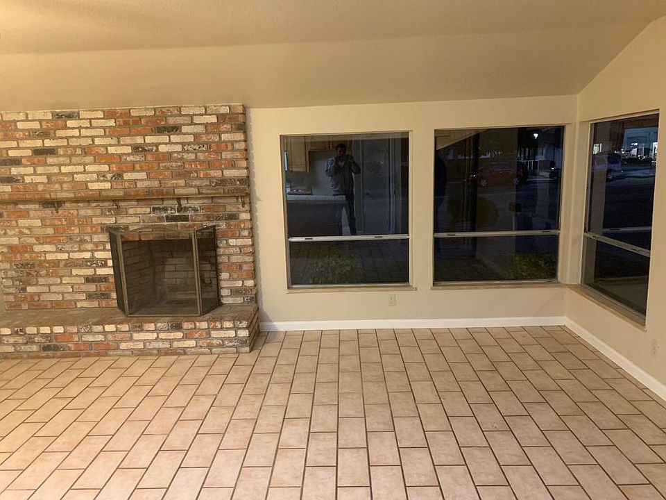 2nd image of 7725 Wren Ave
