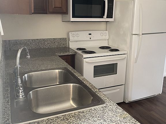 2nd image of 3691 National Ave Unit 2