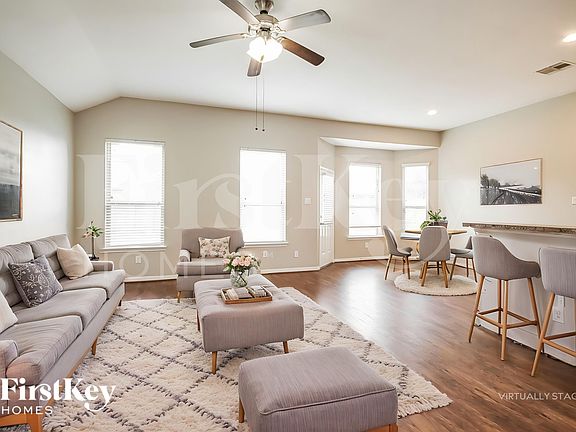 3rd image of 22530 Fosters Park Ct