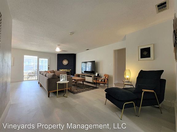 5th image of 4844 Pimlico Dr