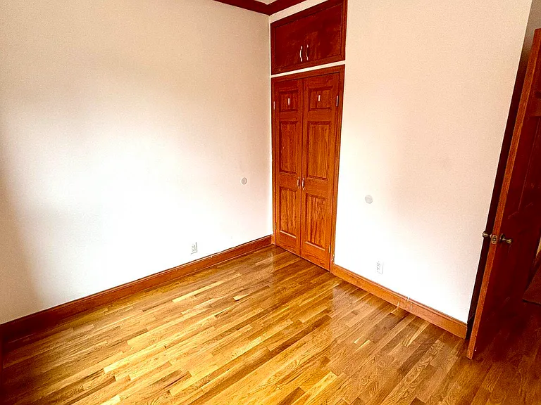 11 Avenue D #12 — Photo 7