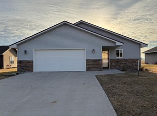 108 8th St S, Hoffman, MN 56339