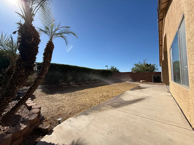 8202 S 47th Ave — Photo 39