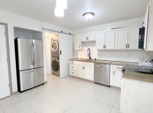 7694 Dunmore Rd, Woodbury, MN 55125