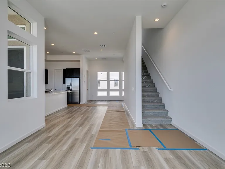 2498 Indigo Mountain St — Photo 21