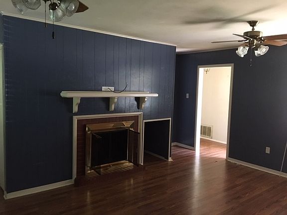 2nd image of 2107 Hughey Dr