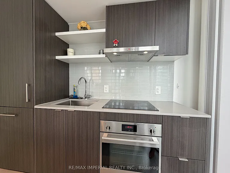 88 Harbour St #2802 — Photo 9