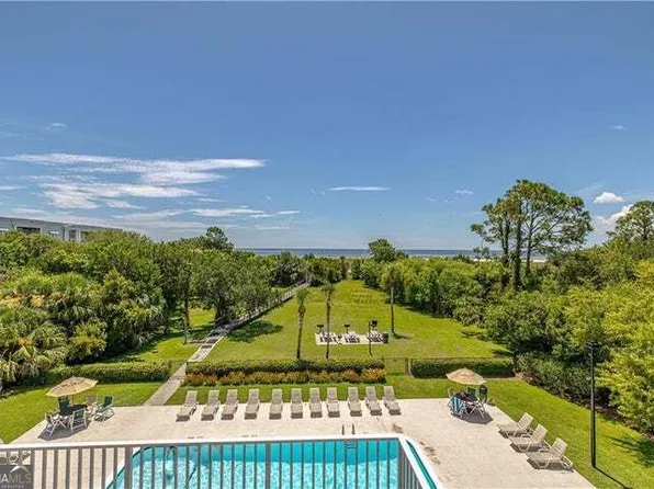 1524 Wood Ave APT 215, Saint Simons Island, GA 31522