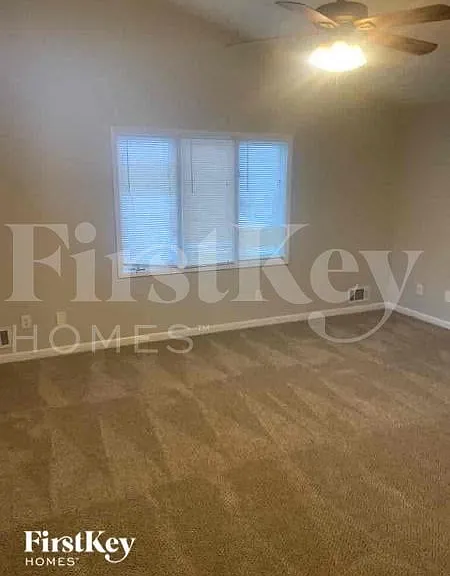 2876 Fieldstone Dr SE — Photo 9