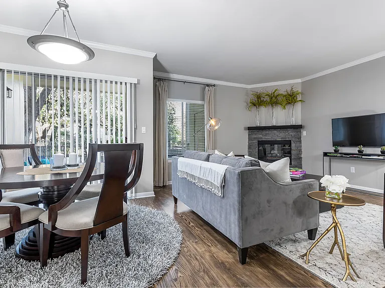 Somerset Townhomes — Photo 8
