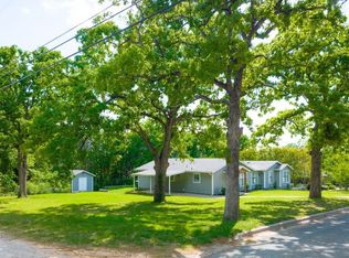 938 Amsden St, Denison, TX 75020