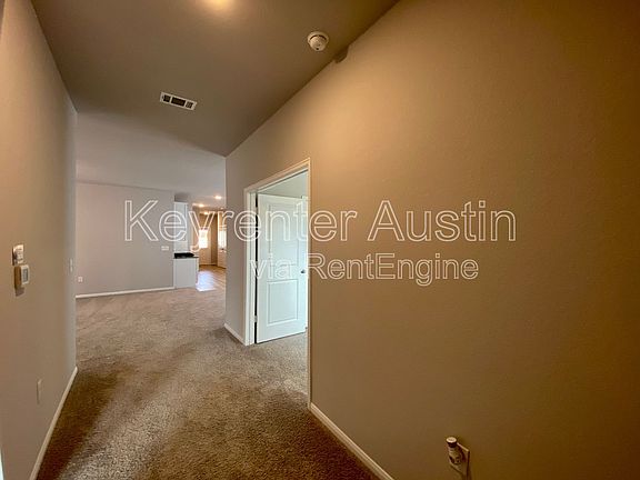 4th image of 148 Zion Dr