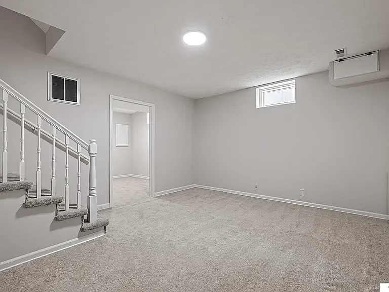 1315 S 169th Ave — Photo 24