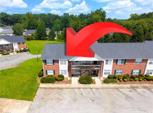 1112 Trinity St APT 812, Thomasville, NC 27360