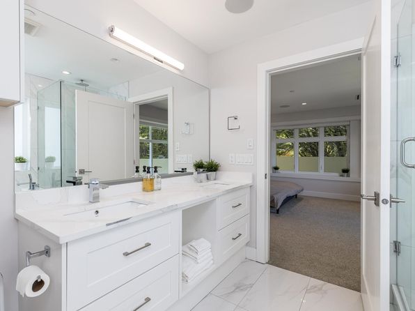 4 bedroom rental in Vancouver — photo 18
