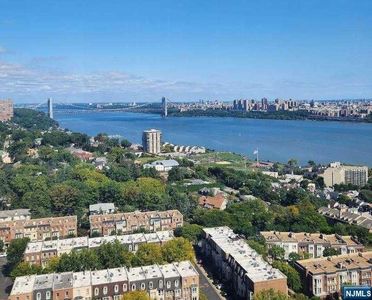 300 Winston Dr APT 2609, Cliffside Park, NJ, 07010