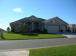 5043 Portsmouth St, Tavares, FL 32778