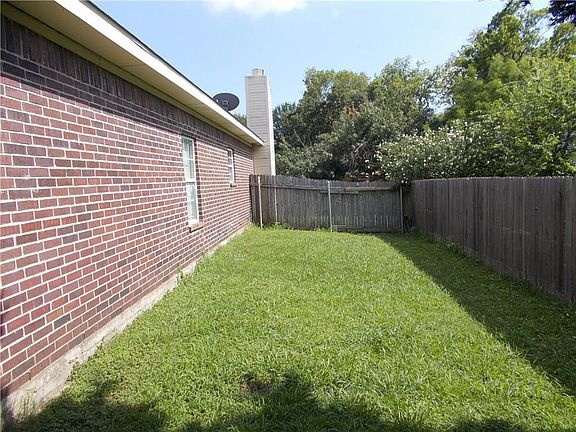 4th image of 1744 Nottingham Dr
