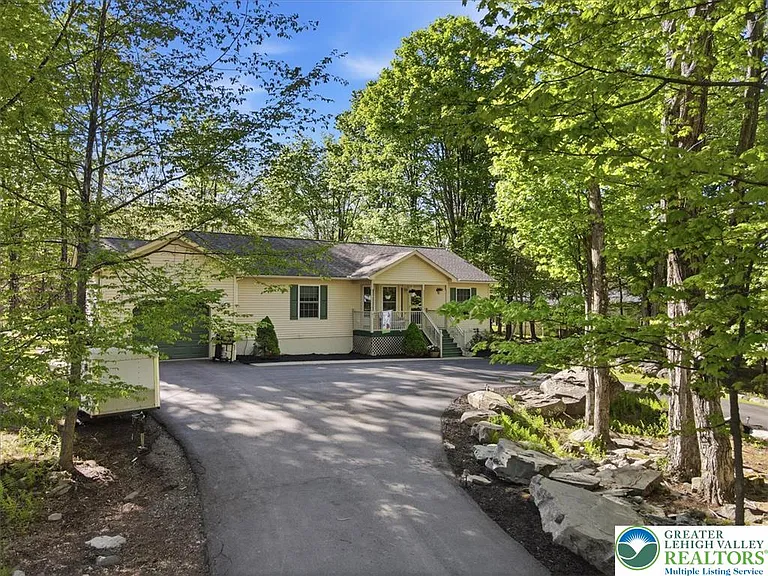 12 Rockway Ct — Photo 30