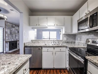 2018 W Rundberg Ln APT 15C, Austin, TX, 78758