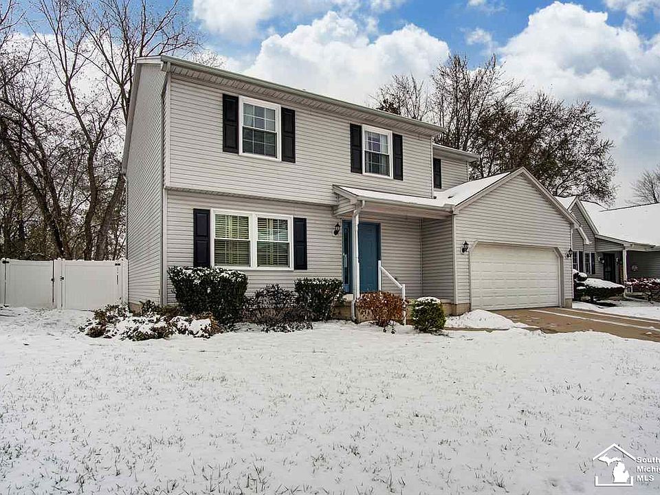 1st image of 3677 Fordway Dr