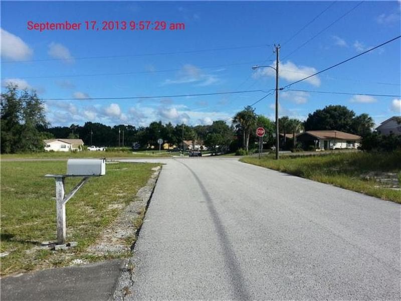 2nd image of 123 Hallam Ct