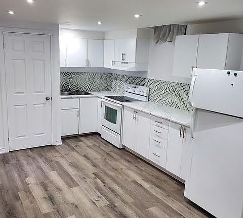 2nd image of 48 Howell St