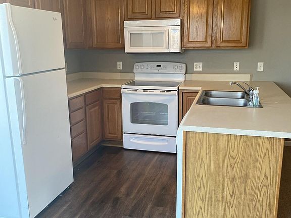5th image of 3008 Eagle Ridge Dr