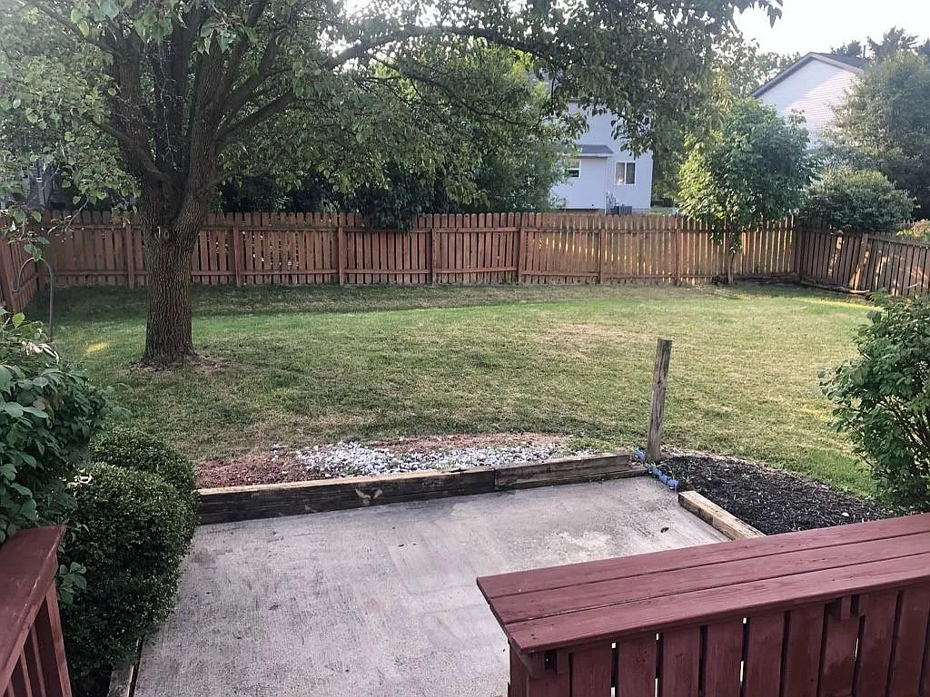 4 bed, 2.5 bath, 1991 sqft, $2,600 — Photo 4