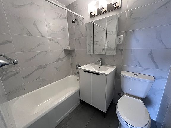 5th image of 192-20B 67th Ave #1D