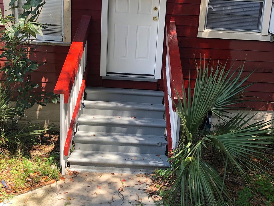 1st image of 915 Stockton St #1
