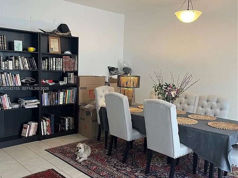 5347 SW 40th Ave — Photo 19
