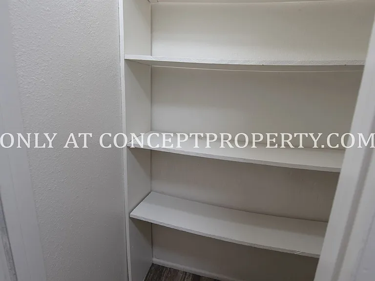 6660 S 1300 W — Photo 27