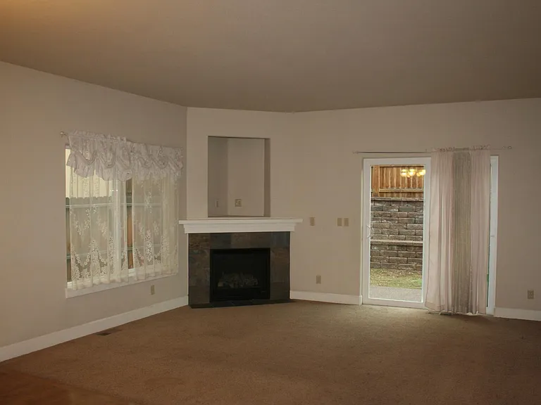 21331 Pecoraro Loop — Photo 2