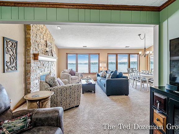 5th image of 1635 S Shore Dr