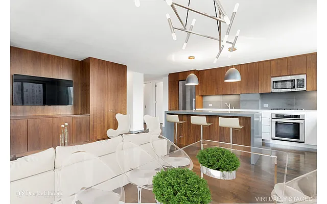 Rented by Douglas Elliman | media 24