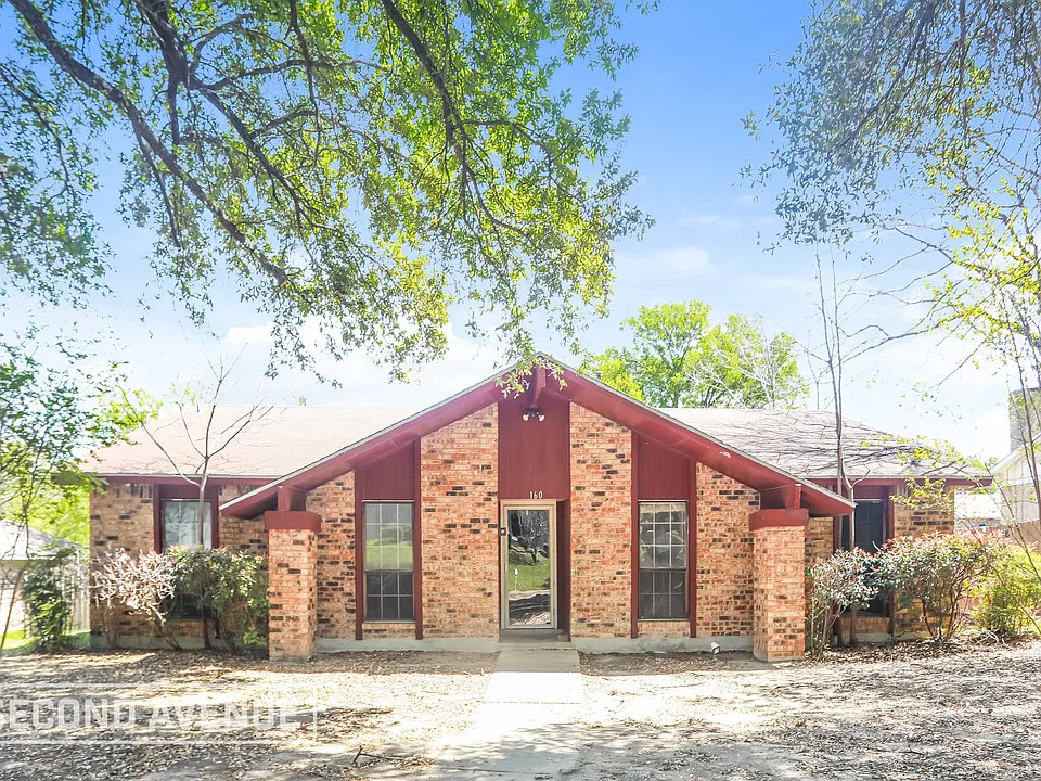 160 N Crestwood Blvd