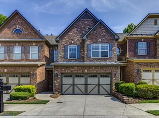 210 Snowgoose Ct, Alpharetta, GA 30022