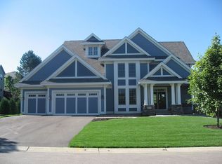 526 Spruce St, Eagan, MN 55123