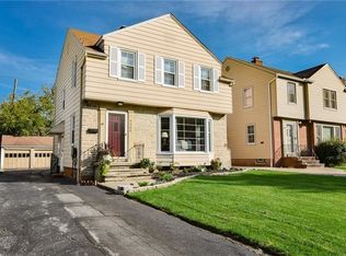 4309 Groveland Rd, University Heights, OH 44118